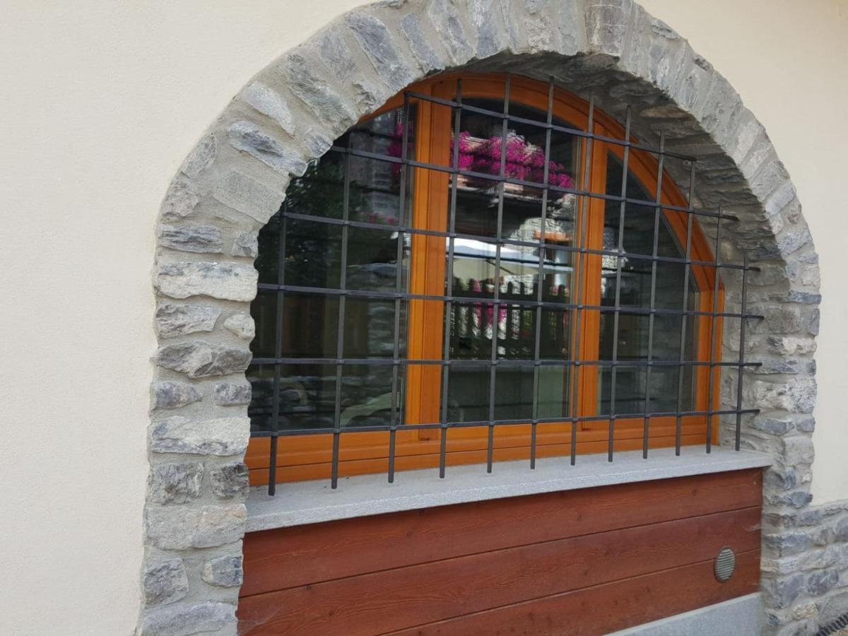 Deacons Lodge Bardonecchia Eksteriør billede