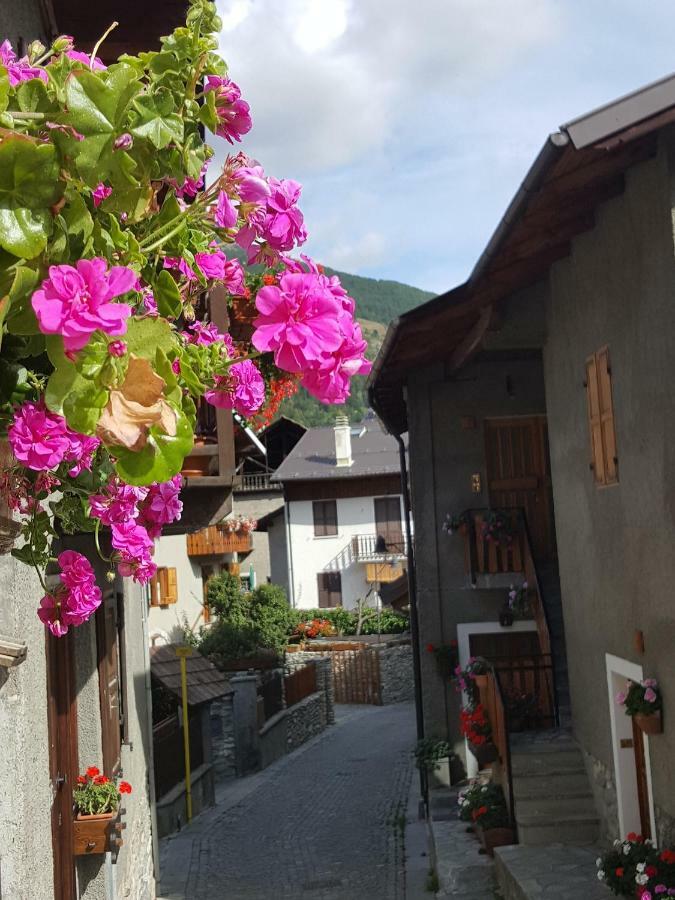Deacons Lodge Bardonecchia Eksteriør billede